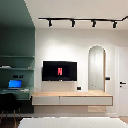 Dolce Far Niente * ティラナ